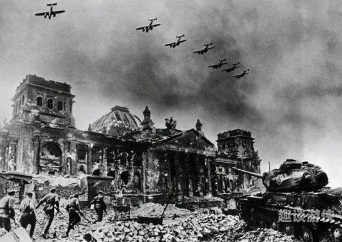战地1943，重返二战烽火，体验真实战场的残酷与荣耀战地1943破解版