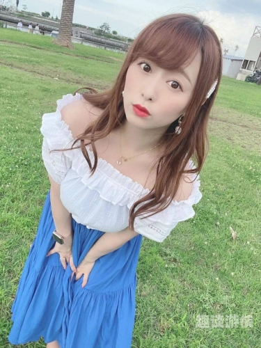 亚洲综合日韩人妻新闻稿亚洲综合日韩人妻丝袜