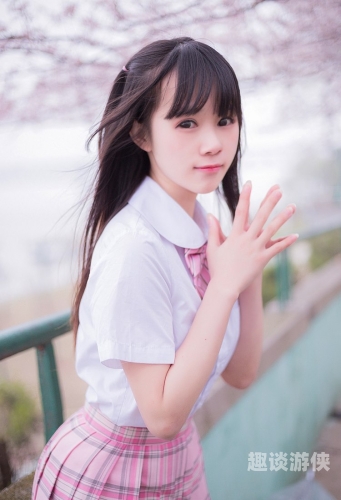 少妇粉嫩小泬喷水视频揭秘，揭开神秘诱惑的背后