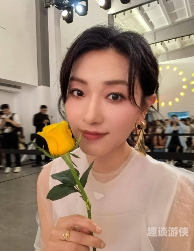 99久久精品美女高潮喷水十八，揭秘网络热议的神秘诱惑