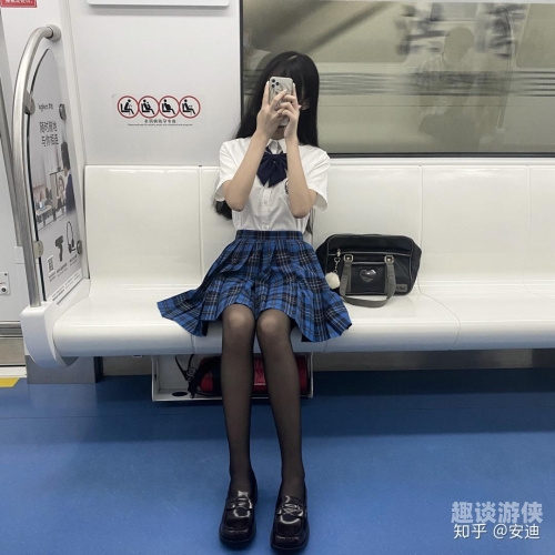 揭秘国产制服丝袜，诱惑与底线并存