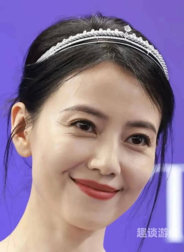 人妻在线，A√公开视频揭秘