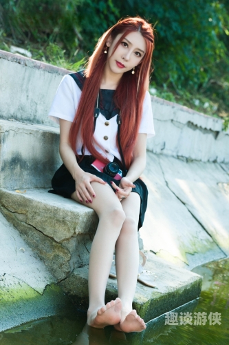 丝袜美人，二区美腿AV揭秘