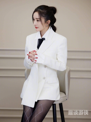 百度搜索热门文章，中文无码AV制服丝袜中文无码av制服丝袜诱惑